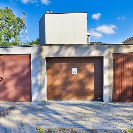 Gdanska Two-Bedroom Apartment Brzezno Beach By Noclegi Renters Luaran gambar
