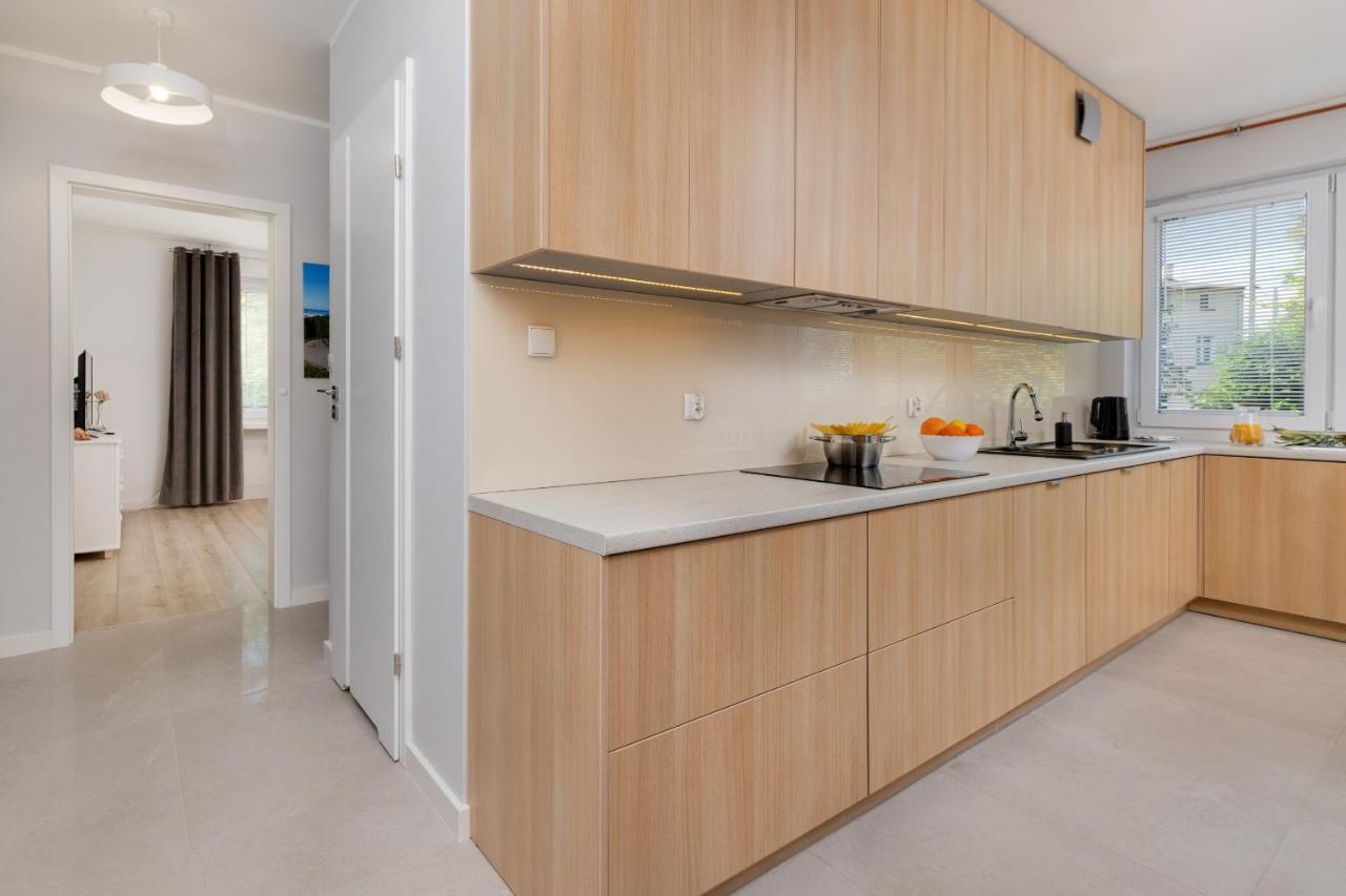 Gdanska Two-Bedroom Apartment Brzezno Beach By Noclegi Renters Luaran gambar