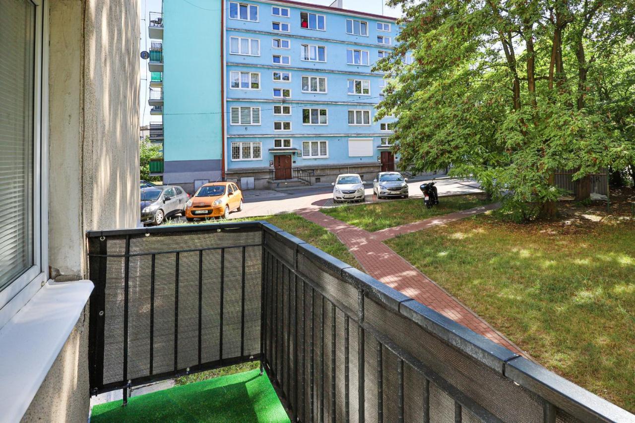 Gdanska Two-Bedroom Apartment Brzezno Beach By Noclegi Renters Luaran gambar