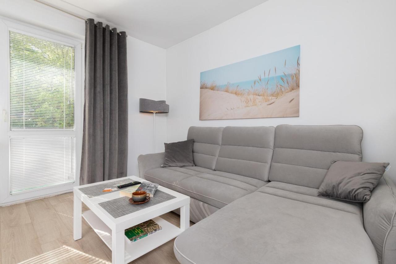 Gdanska Two-Bedroom Apartment Brzezno Beach By Noclegi Renters Luaran gambar