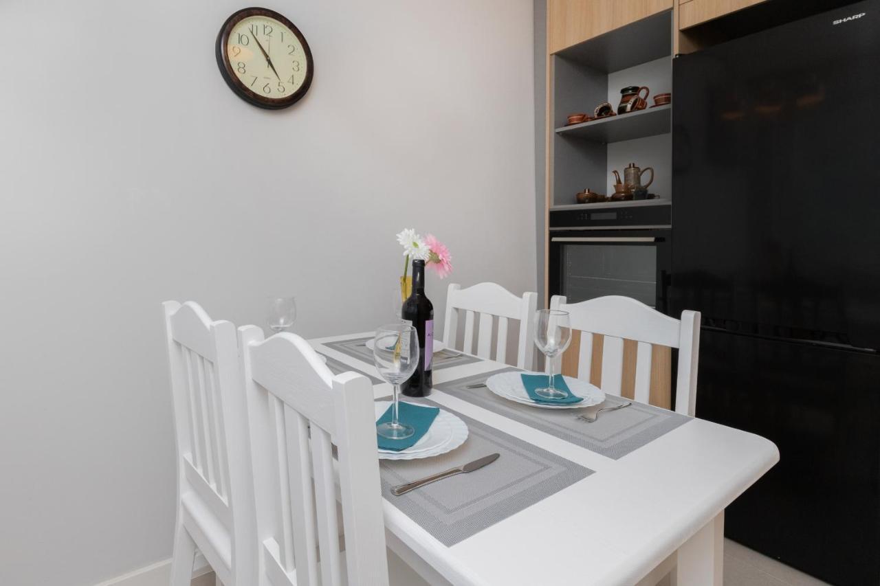Gdanska Two-Bedroom Apartment Brzezno Beach By Noclegi Renters Luaran gambar