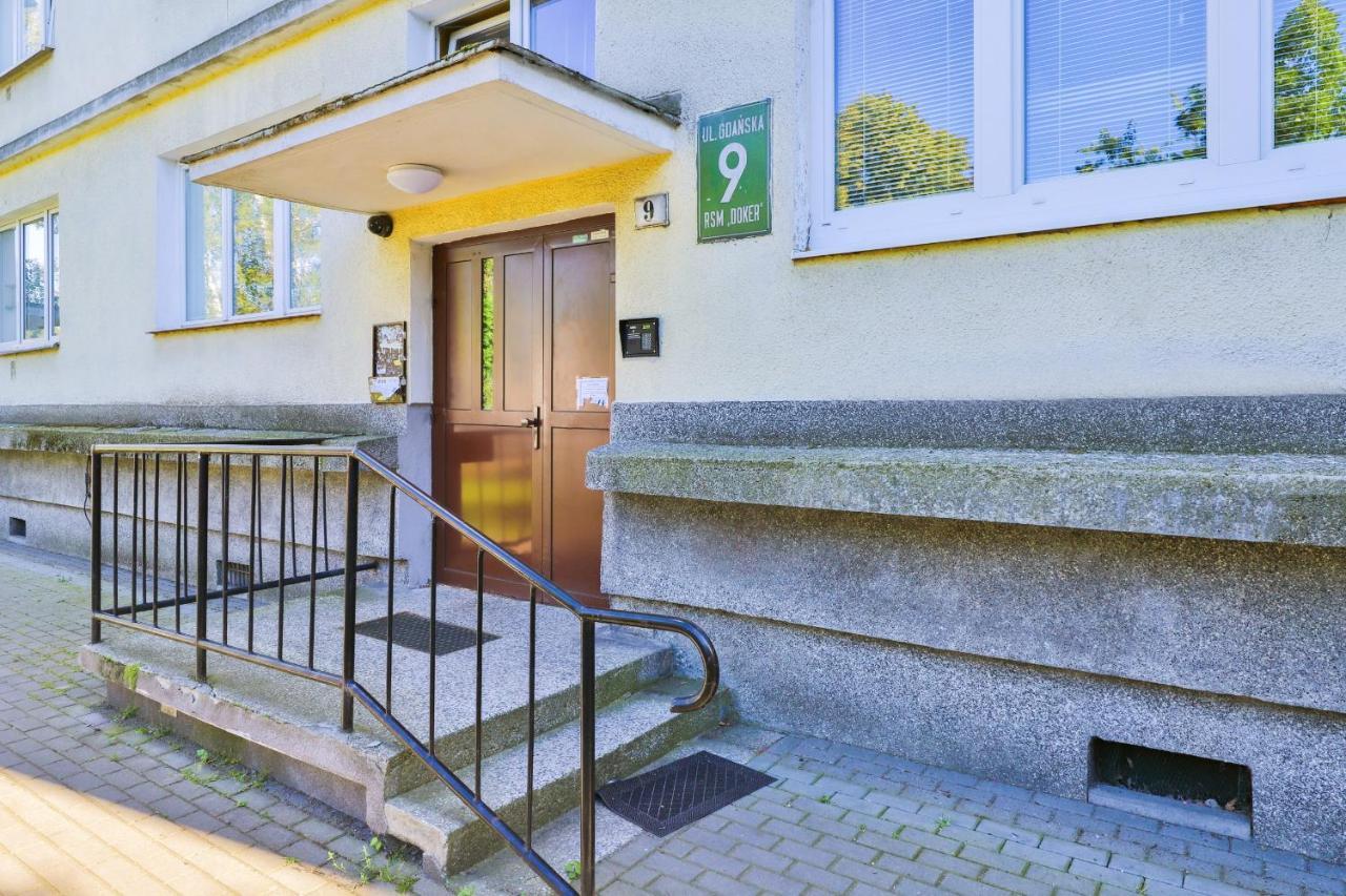 Gdanska Two-Bedroom Apartment Brzezno Beach By Noclegi Renters Luaran gambar