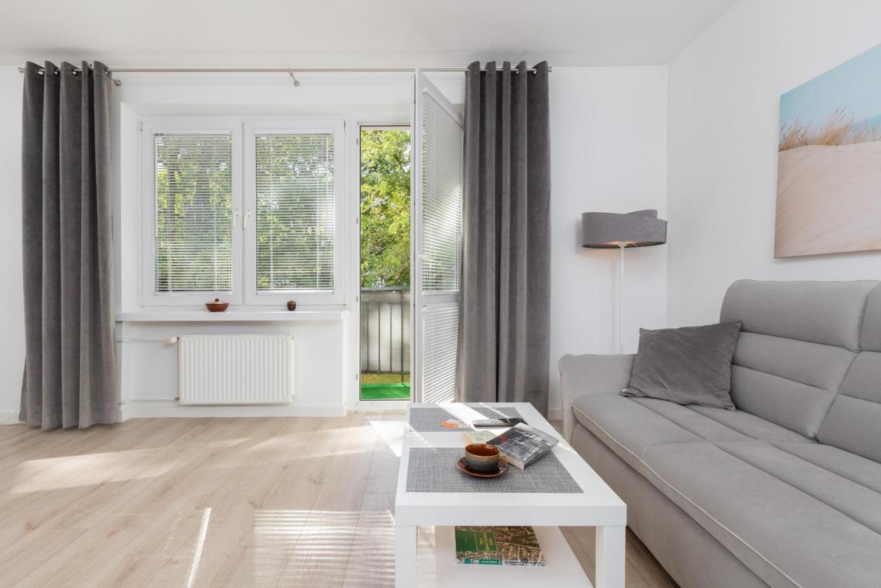Gdanska Two-Bedroom Apartment Brzezno Beach By Noclegi Renters Luaran gambar